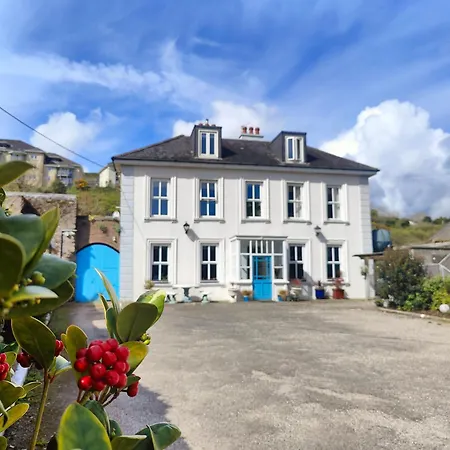 Avonmore House 4*